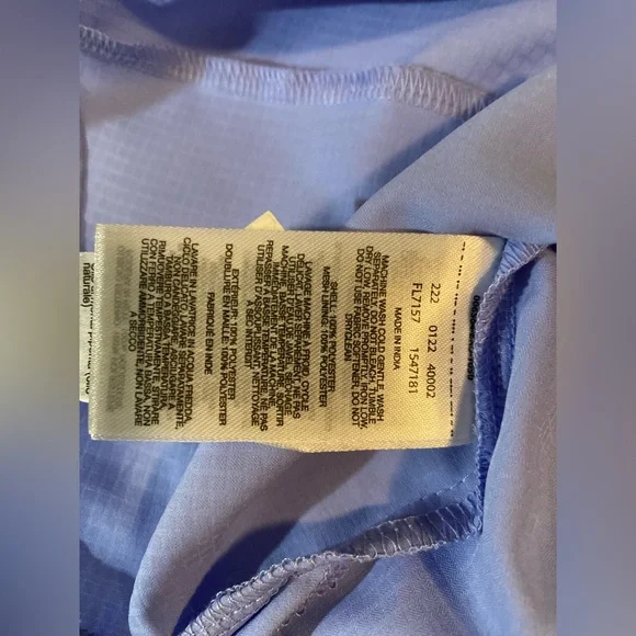 Columbia Women’s  PFG Light Blue Sleeveless Shirt size Medium NWT - Picture 12 of 12